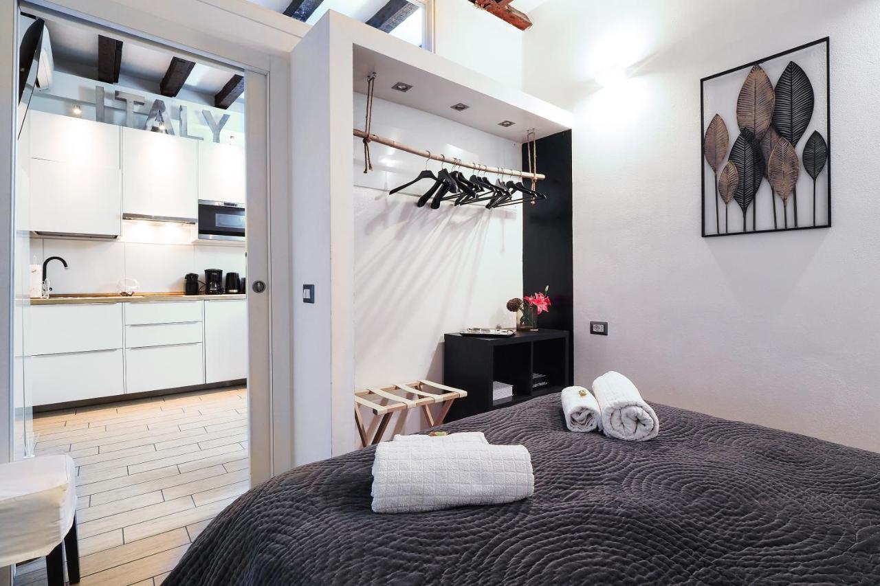 Centro Storico, Darsena E Duomo - Corso Genova - Italy Flat Vacation Apartment Милано Екстериор снимка